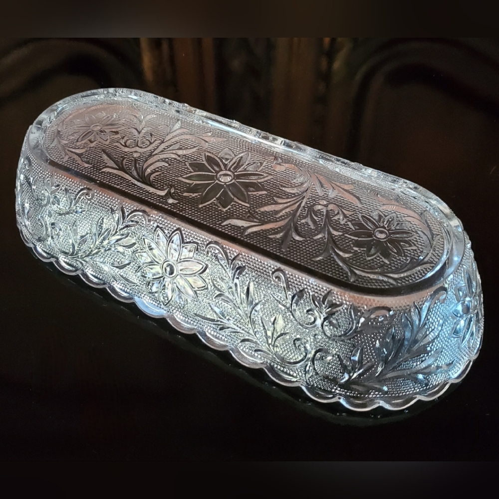 Vntg 10 1/4" Oval "Sandwich Clear" Dish by Tiara 🇺🇸 - Picture 12 of 12